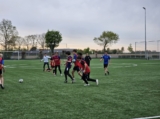 Trainingen van S.K.N.W.K. JO19-1 van donderdag 17 april 2025 (1/63)